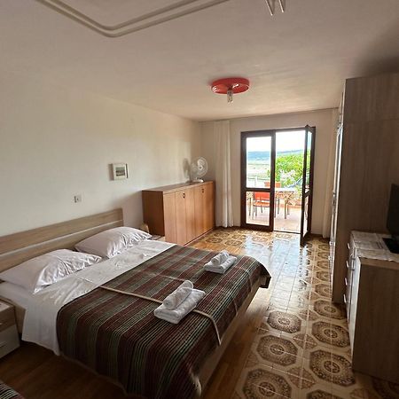 Rooms And Apartments Roza Portorož Kültér fotó