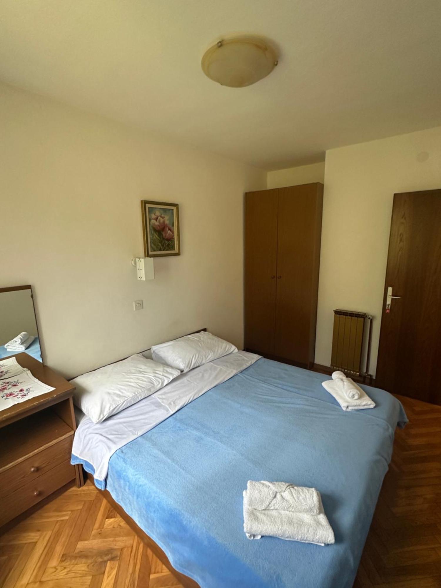 Rooms And Apartments Roza Portorož Kültér fotó