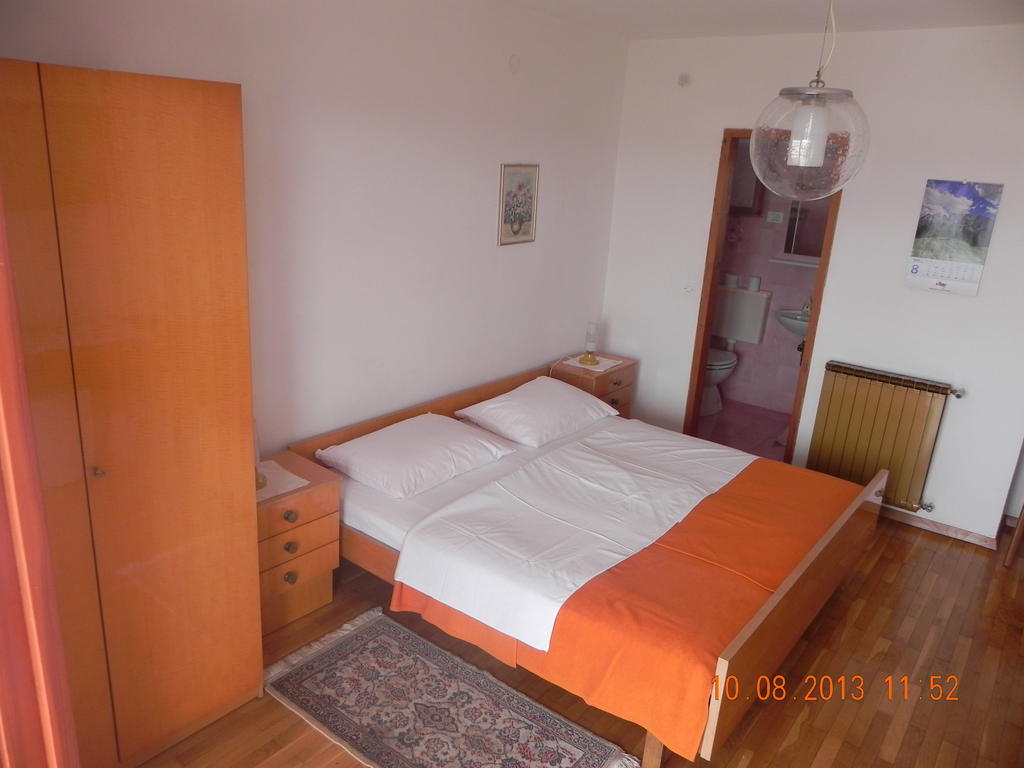 Rooms And Apartments Roza Portorož Kültér fotó
